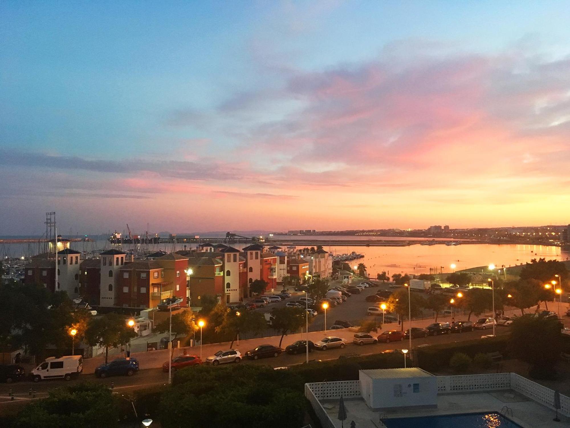 Apartament Habaneras Z Widokiem Na Morze Torrevieja Esterno foto